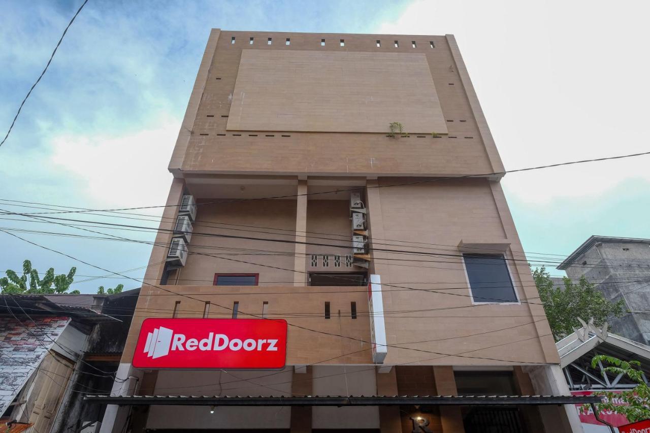 Reddoorz At Hotel Rich Parepare Near Pantai Mattirotasi Exteriér fotografie