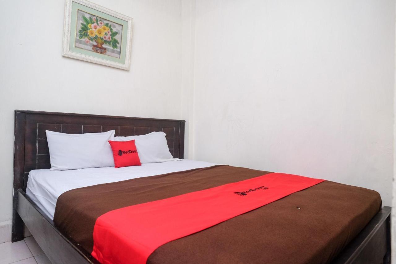 Reddoorz At Hotel Rich Parepare Near Pantai Mattirotasi Exteriér fotografie